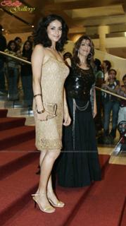 Gul Panag feet photo 14