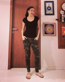 Gul Panag feet photo 19