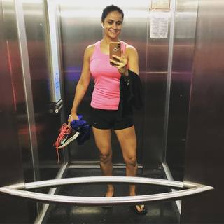 Gul Panag feet photo 17