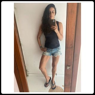 Gul Panag feet photo 4