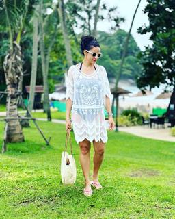 Gul Panag feet photo 9