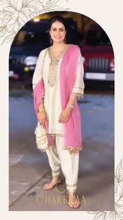 Gul Panag feet photo 16