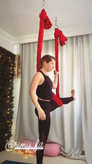 Gulcin Ergul feet photo 17