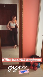 Gulcin Ergul feet photo 13
