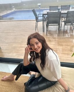 Gulsim Ali feet photo 9