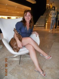 Guta Stresser feet photo 2