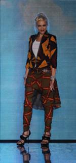 Gwen Stefani feet photo thumbnail