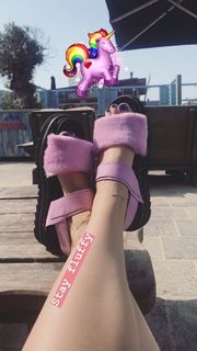 Gwen van Poorten feet photo 17