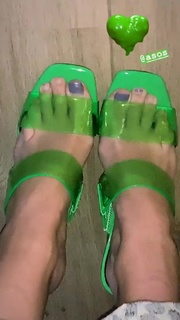 Gwen van Poorten feet photo 16