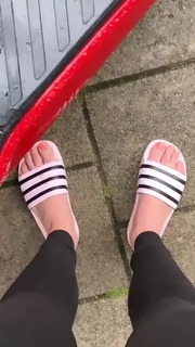 Gwen van Poorten feet photo 18