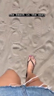 Gwen van Poorten feet photo 7