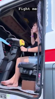 Gwen van Poorten feet photo 6