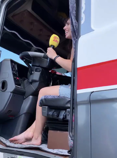 Gwen van Poorten feet photo 4