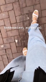 Gwen van Poorten feet photo 7