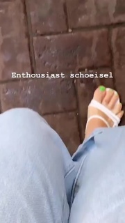 Gwen van Poorten feet photo 6