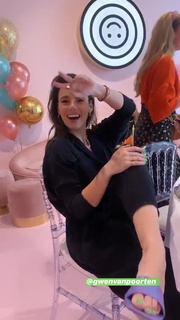 Gwen van Poorten feet photo 14