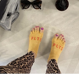 Gwen van Poorten feet photo 13