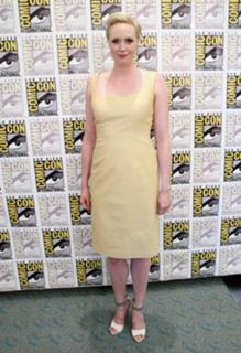 Gwendoline Christie feet photo thumbnail