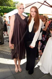 Gwendoline Christie feet photo thumbnail