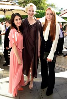 Gwendoline Christie feet photo thumbnail