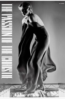 Gwendoline Christie feet photo thumbnail