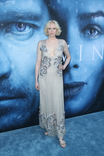 Gwendoline Christie feet photo thumbnail