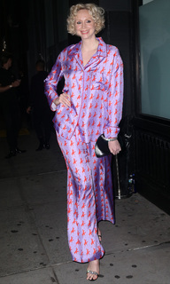 Gwendoline Christie feet photo thumbnail