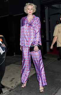 Gwendoline Christie feet photo thumbnail