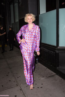 Gwendoline Christie feet photo thumbnail