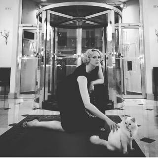 Gwendoline Christie feet photo thumbnail
