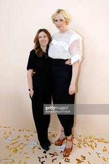 Gwendoline Christie feet photo thumbnail