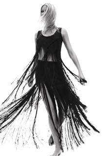 Gwyneth Paltrow feet photo thumbnail