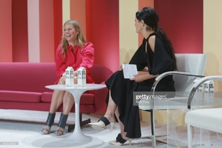 Gwyneth Paltrow feet photo thumbnail