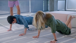 Gwyneth Paltrow feet photo thumbnail