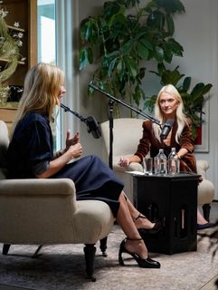 Gwyneth Paltrow feet photo 1