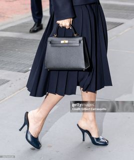 Gwyneth Paltrow feet photo 9