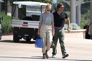 Gwyneth Paltrow feet photo 1