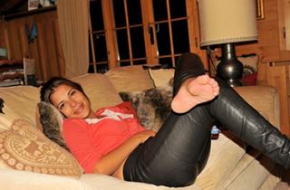 Gyselle Soares feet photo 14