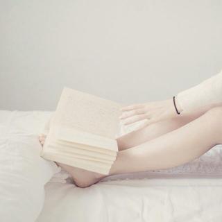 Gyu-ri Nam feet photo 3