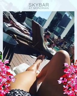 Géraldine Bazán feet photo thumbnail
