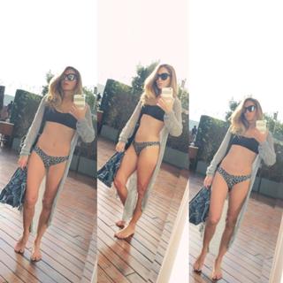 Géraldine Bazán feet photo thumbnail