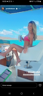 Géraldine Bazán feet photo thumbnail