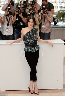 Géraldine Pailhas feet photo 11