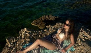 Gözde Demiral feet photo 5