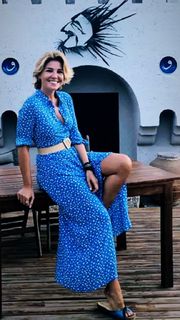 Gülben Ergen feet photo thumbnail