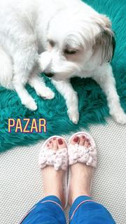 Gülben Ergen feet photo thumbnail