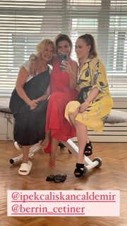 Gülben Ergen feet photo thumbnail