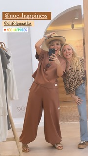Gülben Ergen feet photo thumbnail