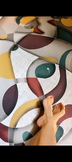 Gülben Ergen feet photo thumbnail