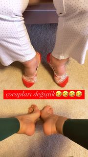 Gülben Ergen feet photo thumbnail